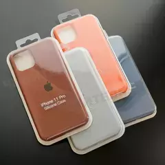 Чехольчики на iPhone 11 Pro