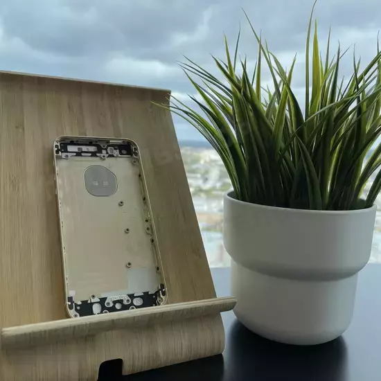 Корпус iPhone 5s/SE (2016) Золотой