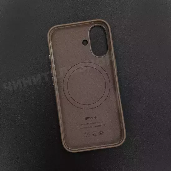 Чехол iPhone 16 Leather Case (MagSafe) Bronze